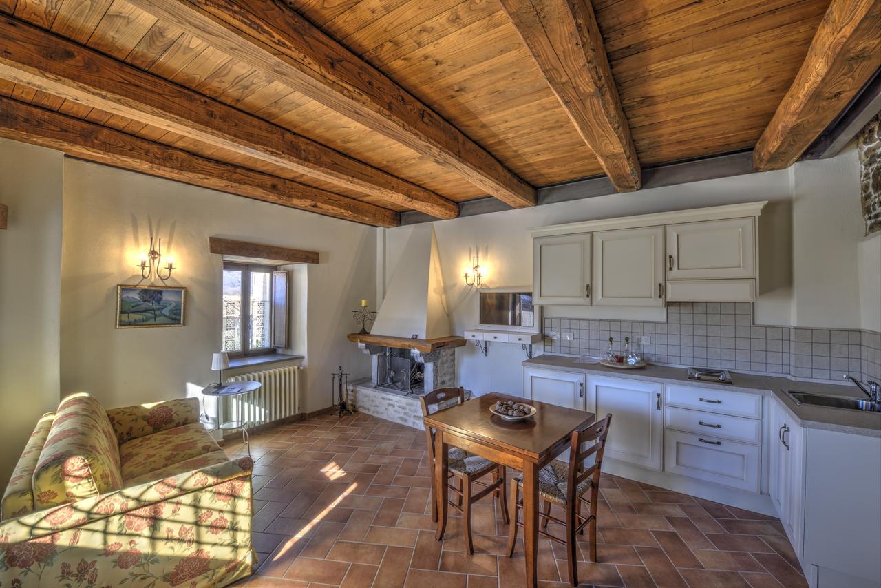 Borgotufi Albergo Diffuso Castel del Giudice Extérieur photo