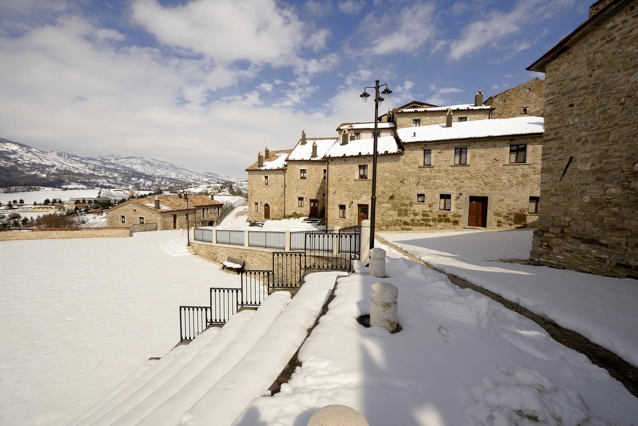 Borgotufi Albergo Diffuso Castel del Giudice Extérieur photo