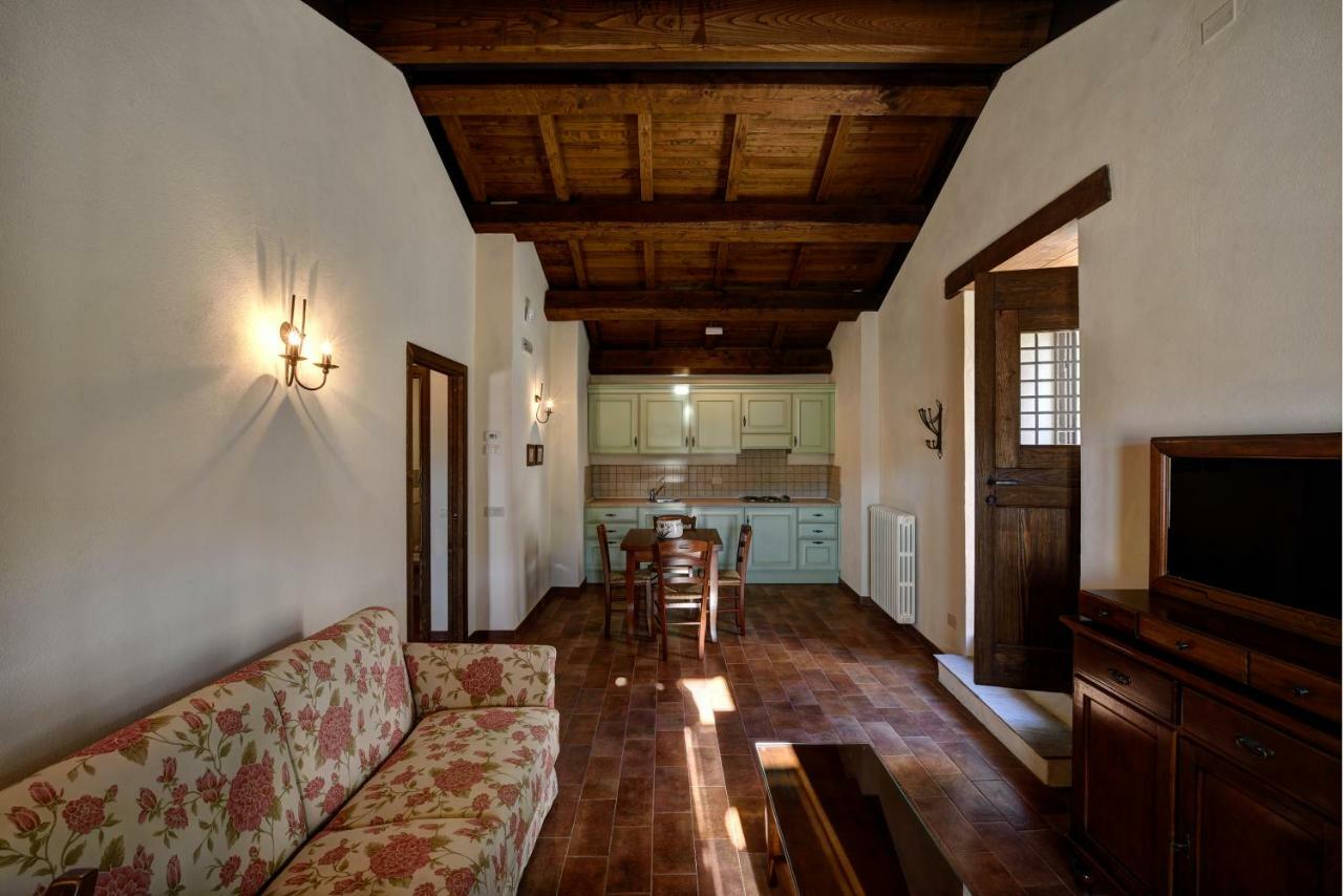 Borgotufi Albergo Diffuso Castel del Giudice Extérieur photo