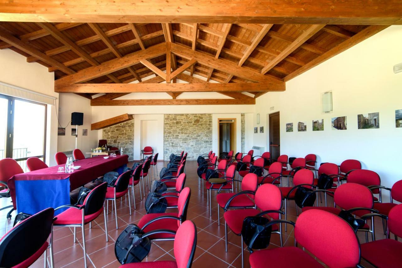Borgotufi Albergo Diffuso Castel del Giudice Extérieur photo